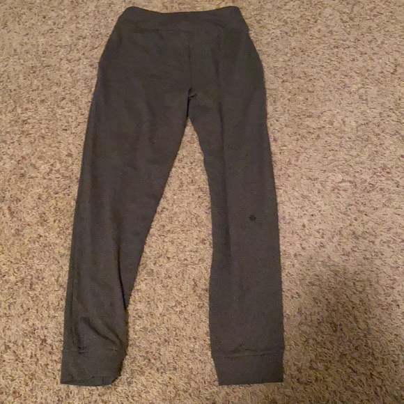 worn 1 - Picture 2 of 2